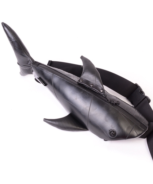 ボディバッグShark | 日本職人が作るメンズ トート バッグ