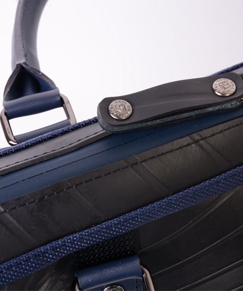ブリーフケース waterproof | 日本職人が作るメンズ トート