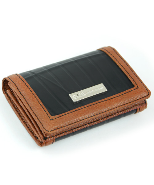 新品【難あり】マスドレ/ワールドイズユアーズ [CD] ケースにひび割れ ひび割れた世界[CD MAXI][+スリーブケース] - majiko