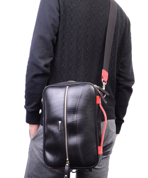 クラッチボディバッグ｜製品紹介｜バッグブランド【SEAL（シール